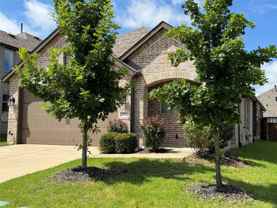 2411 Doncaster Dr - Photo 1 of 1