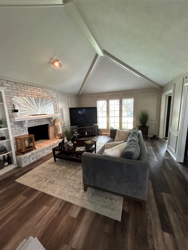 6014 Daven Oaks Dr - Photo 3 of 28