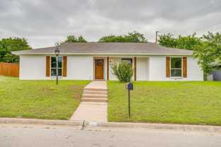 220 Rolling Hills Dr - Photo 1 of 1