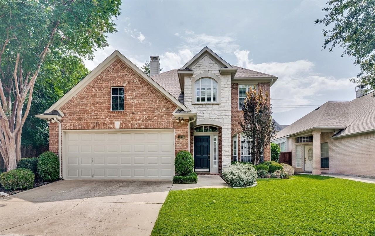 18648 Gibbons Dr - Photo 4 of 25