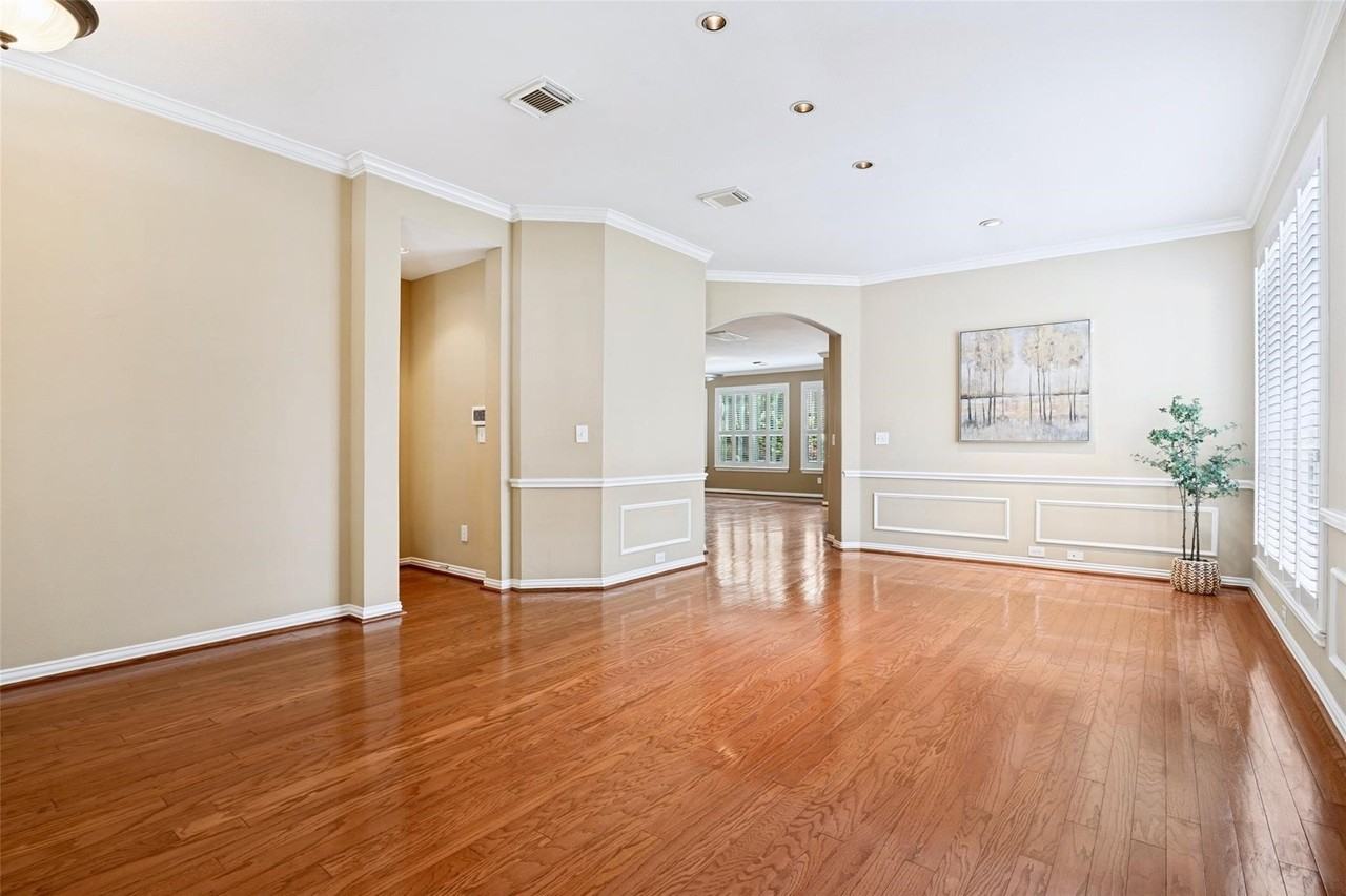 18648 Gibbons Dr - Photo 6 of 25