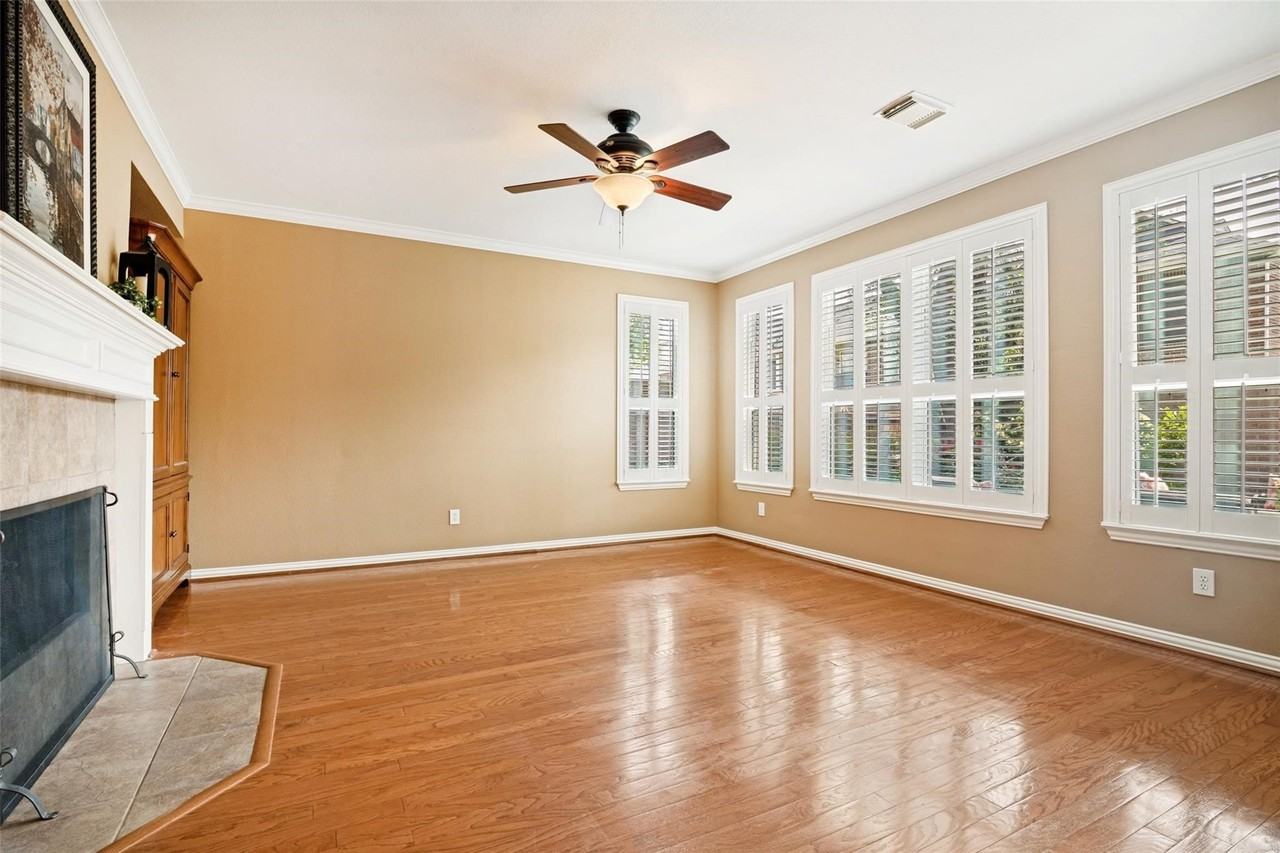 18648 Gibbons Dr - Photo 7 of 25
