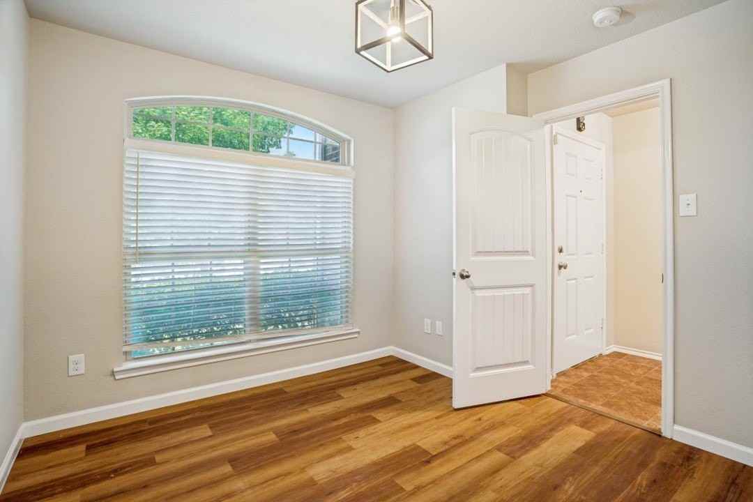 1127 Roman Dr - Photo 3 of 26