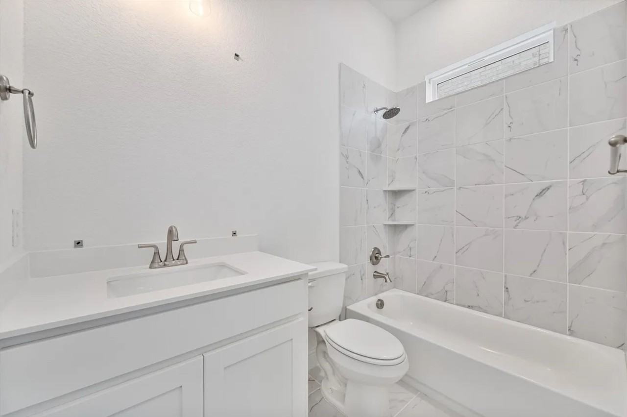 9337 Loggerhead Way - Photo 6 of 39