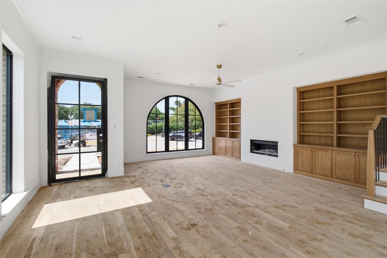 3513 Westminster Ave - Photo 3 of 12