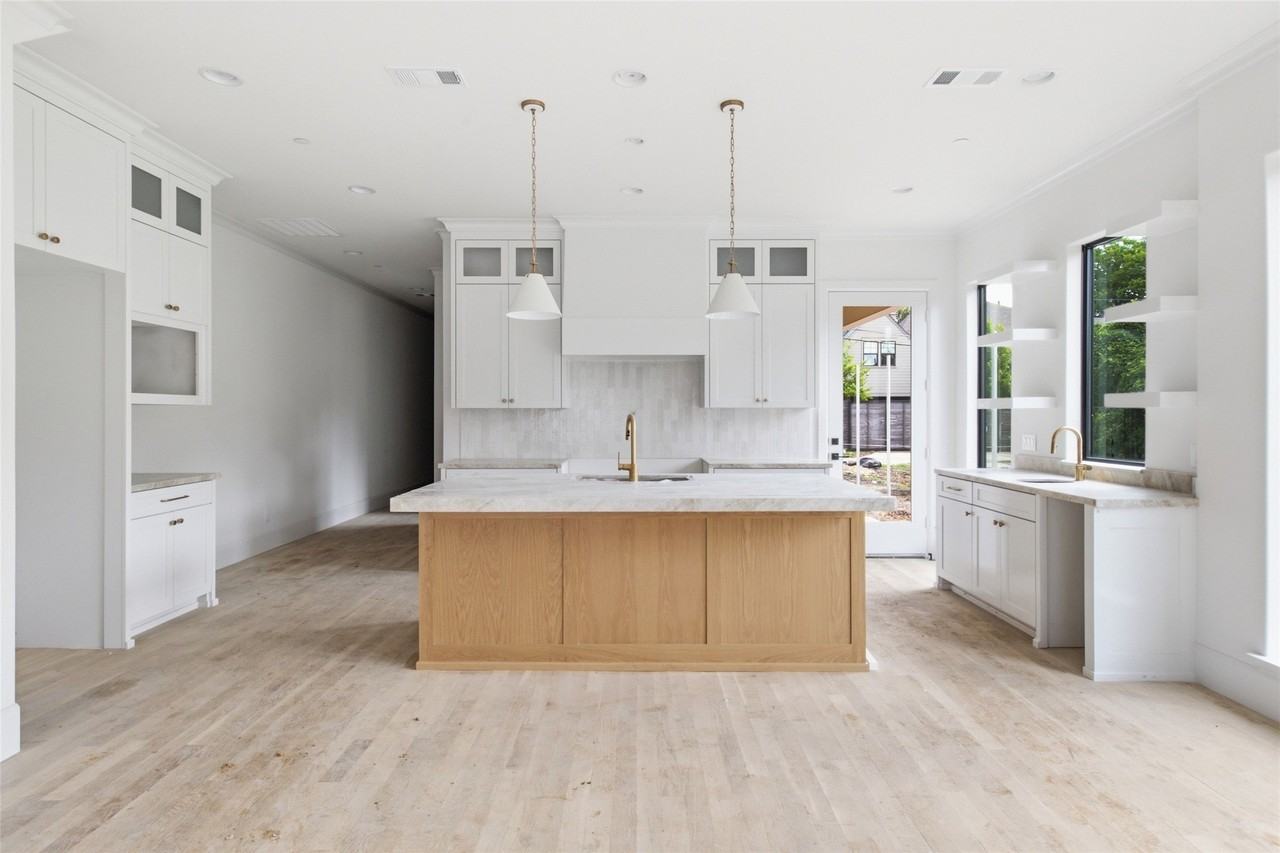 3513 Westminster Ave - Photo 5 of 12