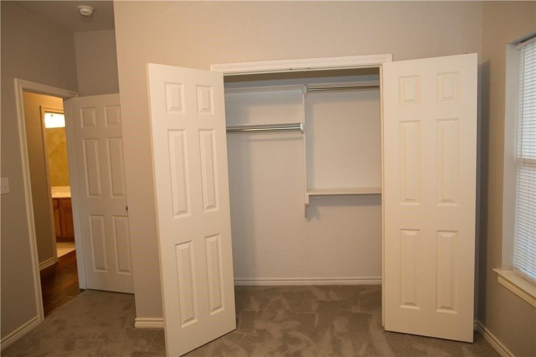 2410 S Forest Hls - Photo 5 of 28