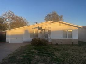 1941 N Mockingbird Ln - Photo 1 of 1