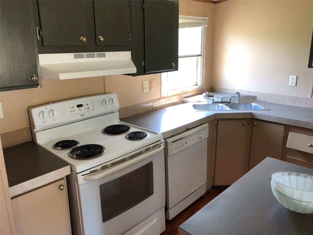 104 Kailyn Ln - Photo 5 of 10