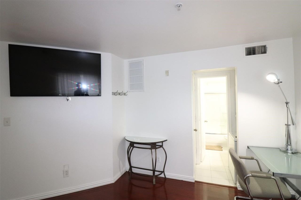 9817 Walnut St #103 - Photo 4 of 9
