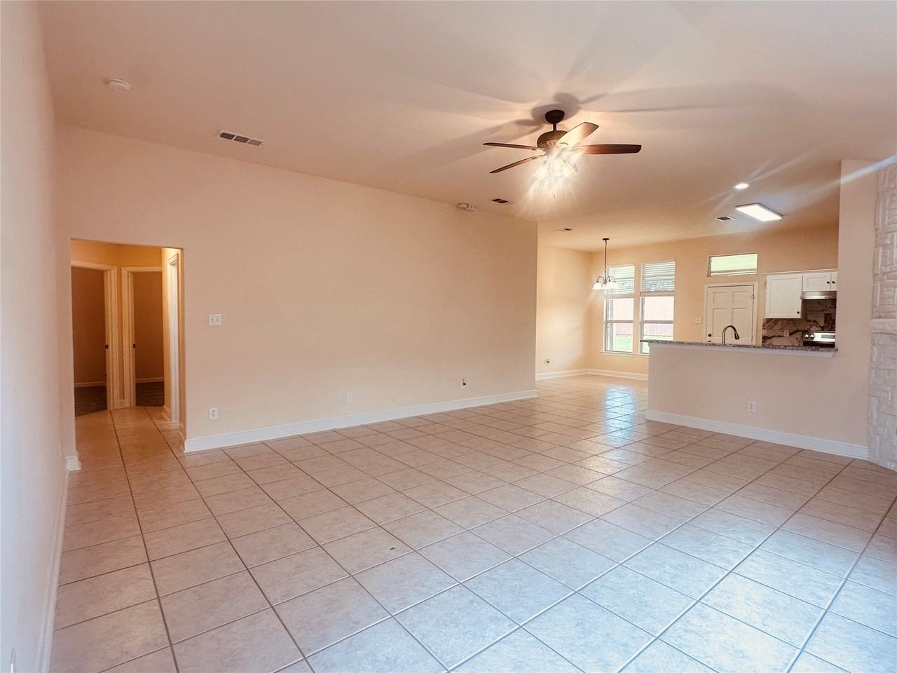 1029 Port Mansfield Dr - Photo 6 of 24