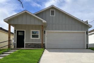 1917 Ave A - Photo 1 of 1