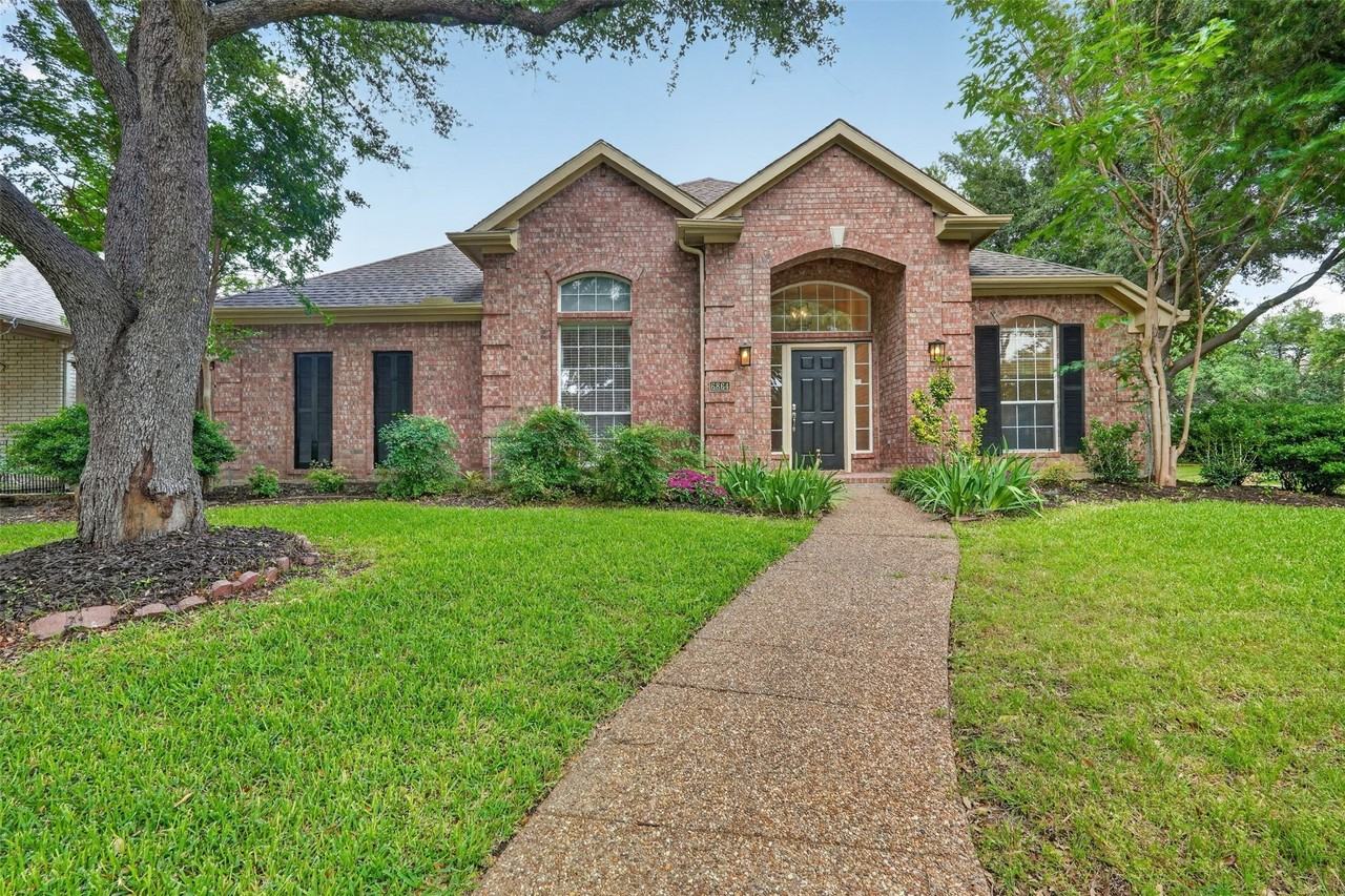 6864 Bushnell Dr - Photo 3 of 28
