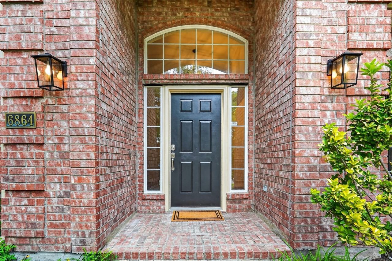 6864 Bushnell Dr - Photo 5 of 28