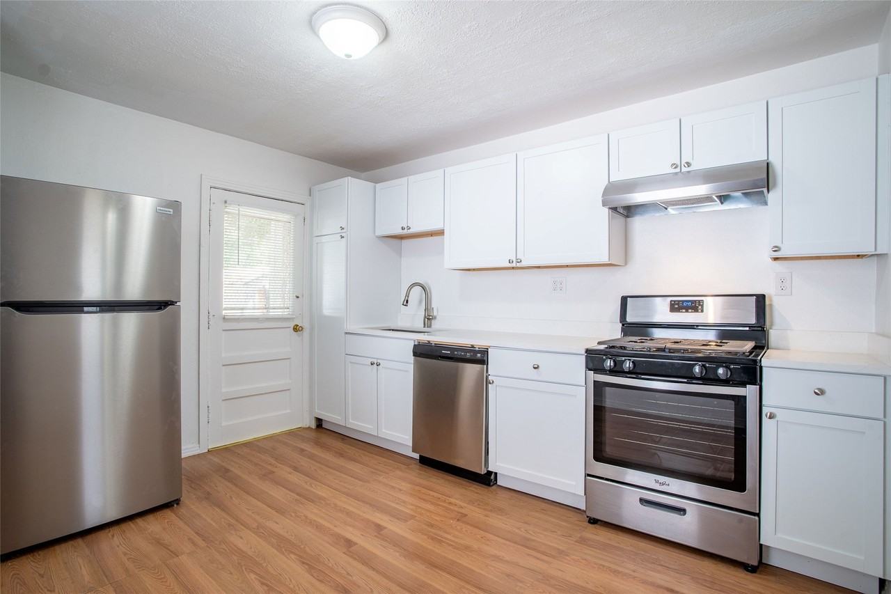 3323 W Clarendon Dr - Photo 6 of 27