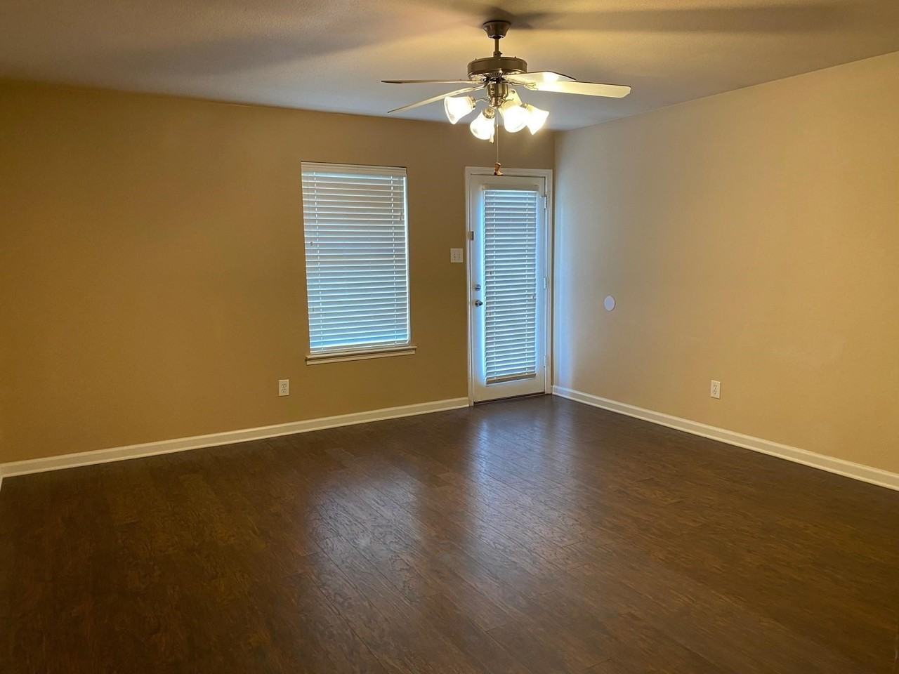 9908 Laurel Cherry Dr - Photo 4 of 16