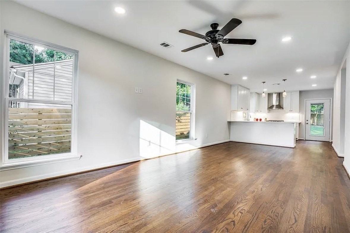 9531 Peninsula Dr - Photo 2 of 12