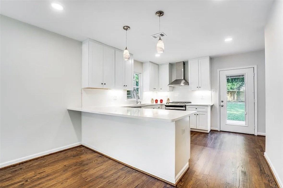 9531 Peninsula Dr - Photo 3 of 12