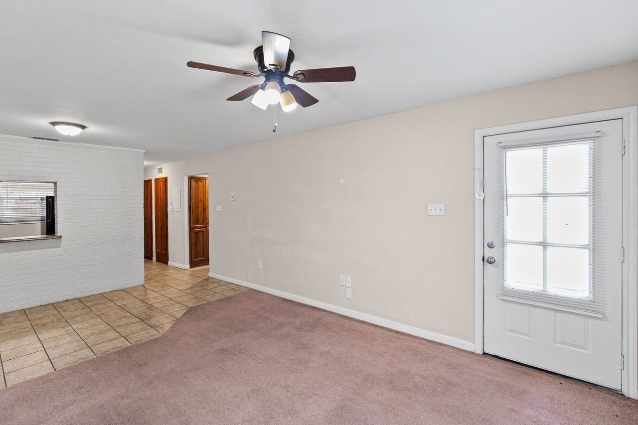 1220 Texas St #3 - Photo 6 of 17