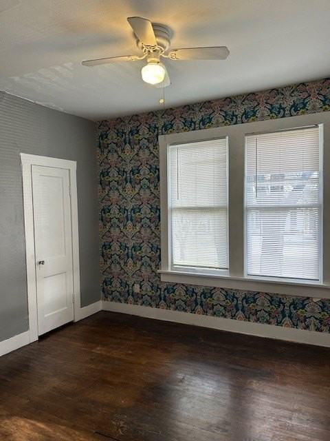 1615 Kenley St - Photo 6 of 9