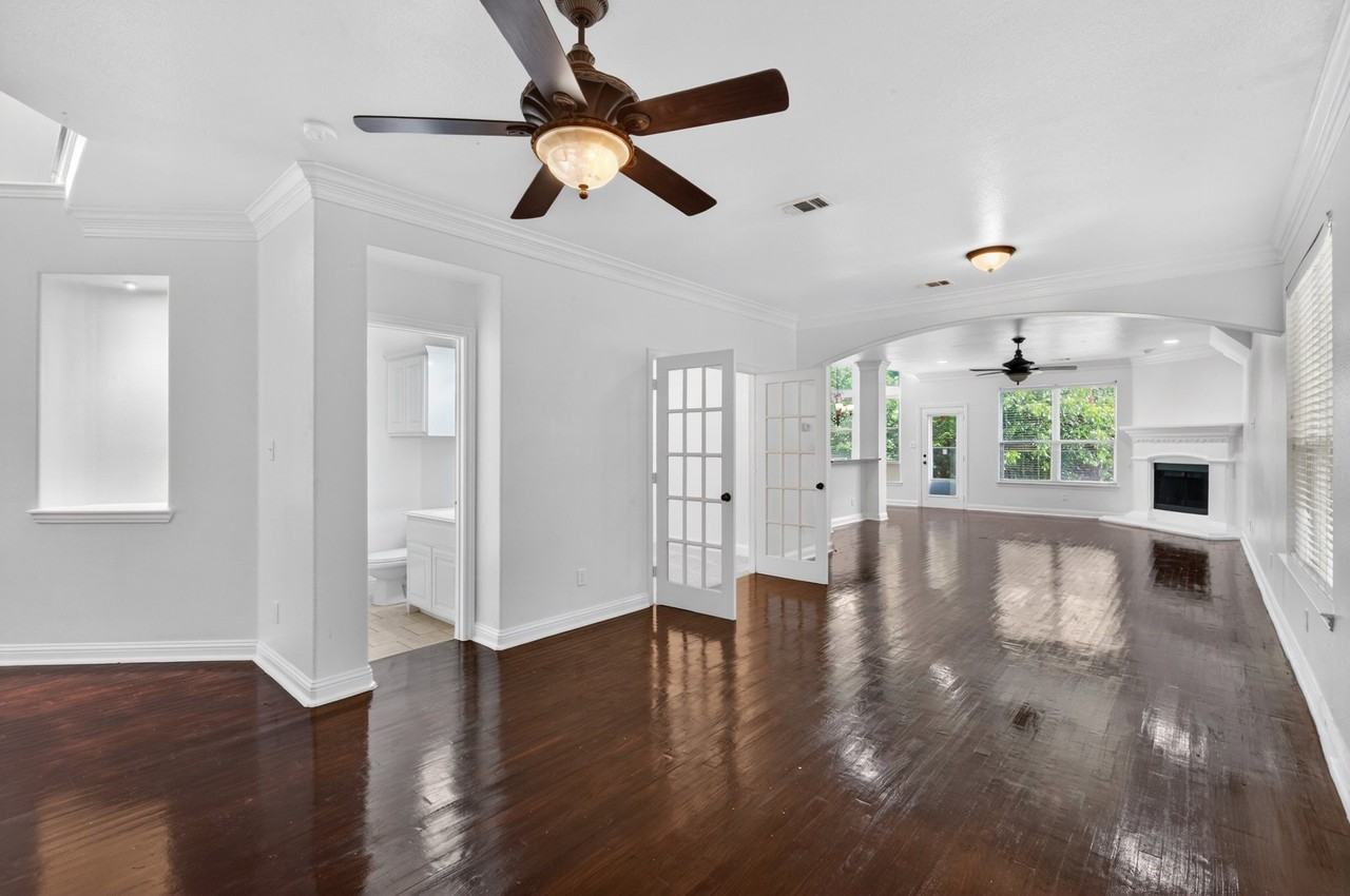 509 Heath Ln - Photo 2 of 13
