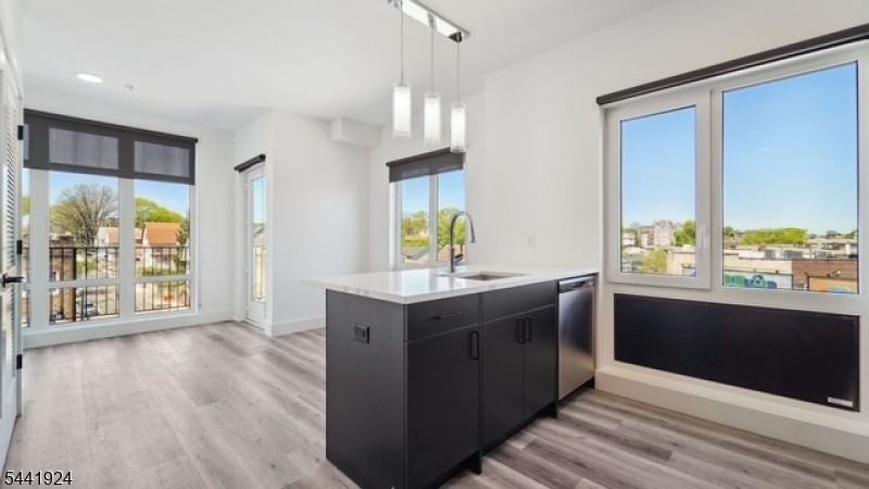 100 Washington Ave ##525 - Photo 4 of 18