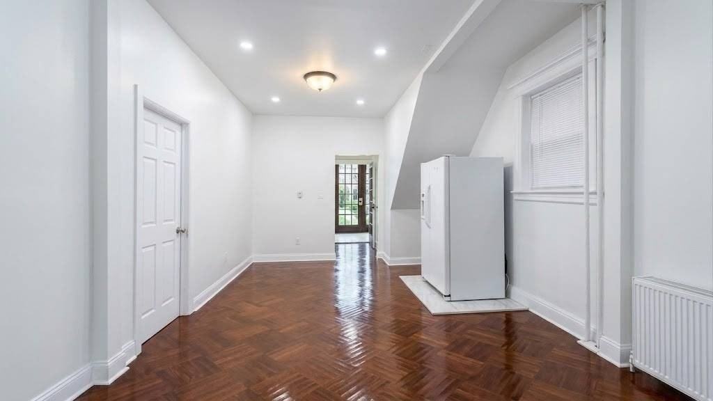 320 Quail St #1 - Photo 3 of 10
