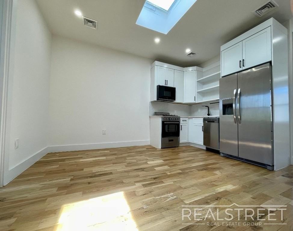 144A Sumpter St #3 - Photo 7 of 19