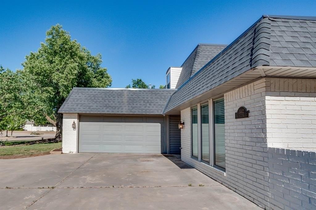 1442 Duffner Dr - Photo 2 of 40