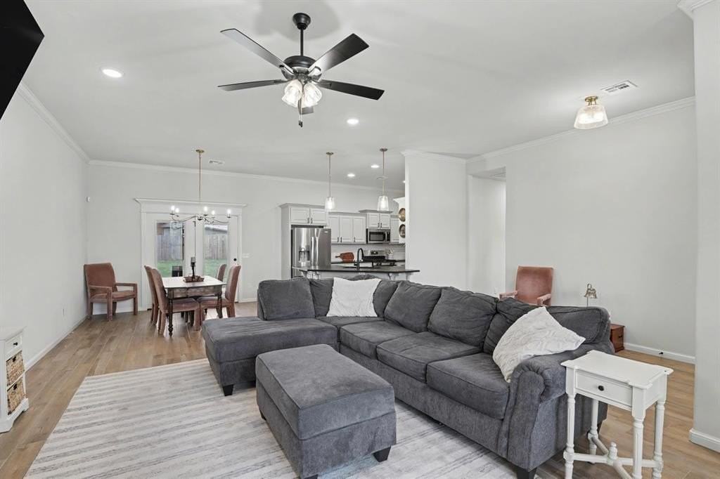 Nw 141st Cir - Photo 7 of 29