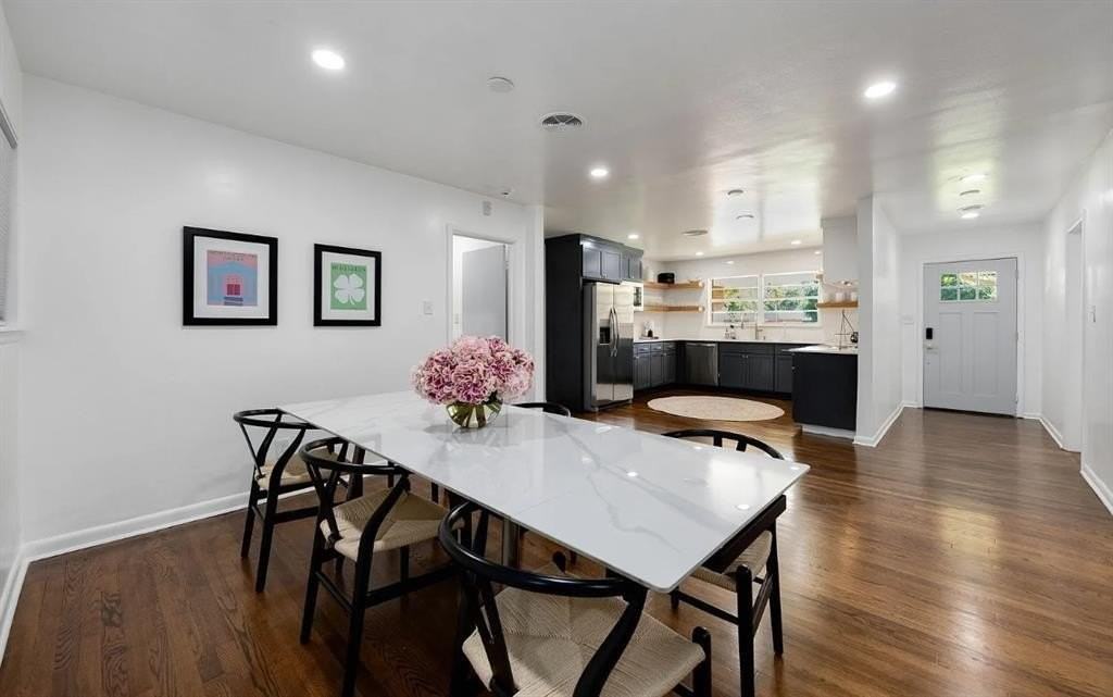 1230 Avondale Dr - Photo 5 of 11