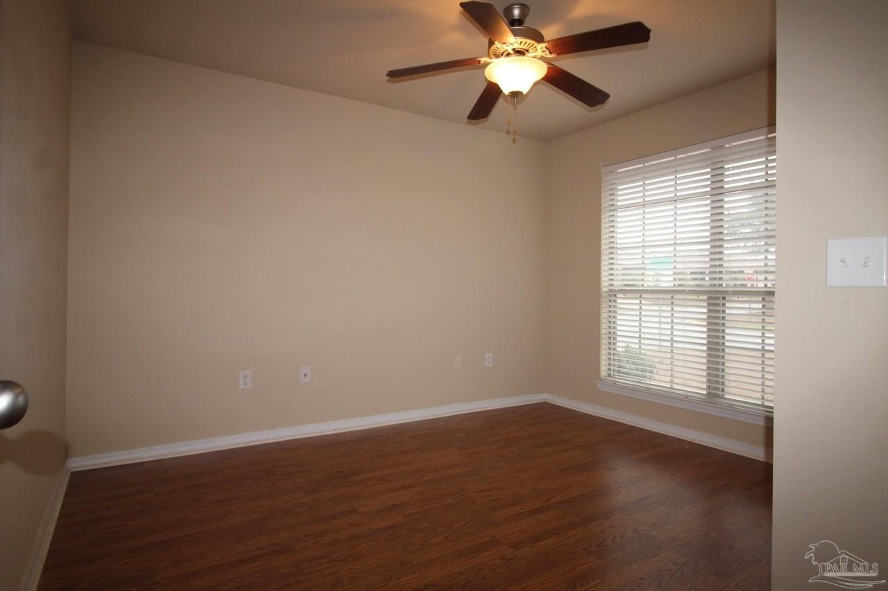 4479 Winona Ln - Photo 3 of 20