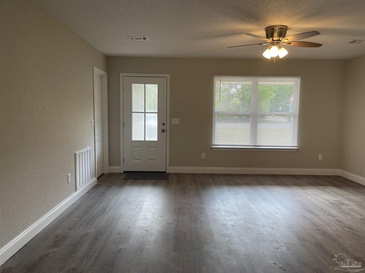 6868 Branding Iron Ln - Photo 4 of 25