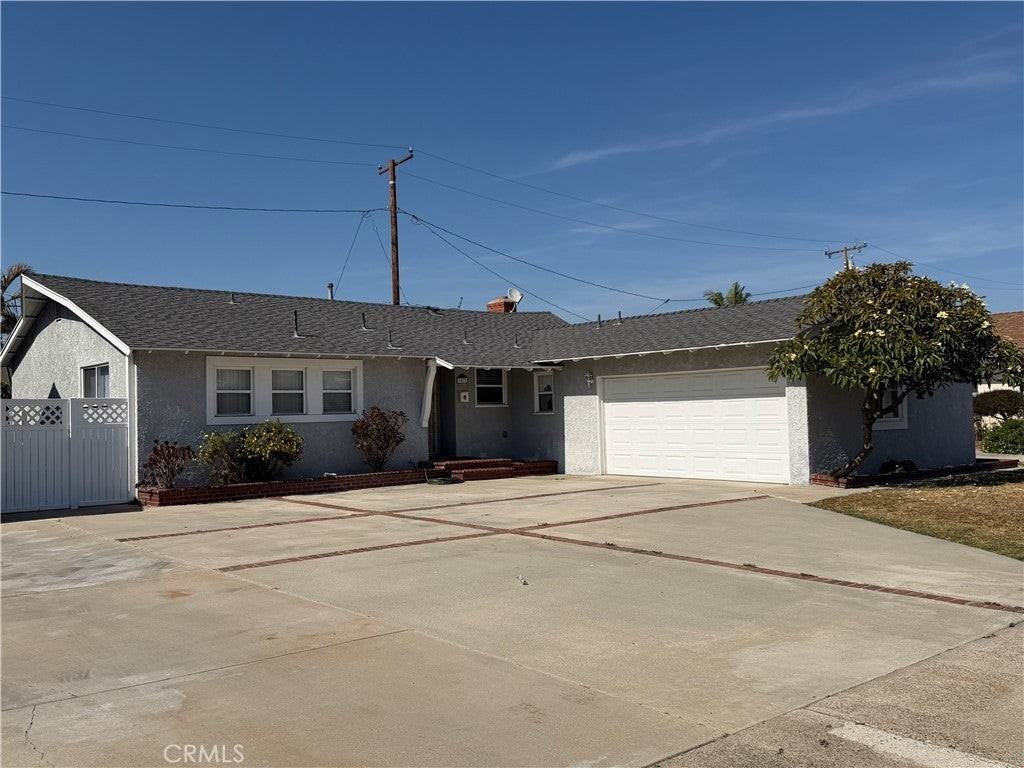 7071 Santa Paula Cir