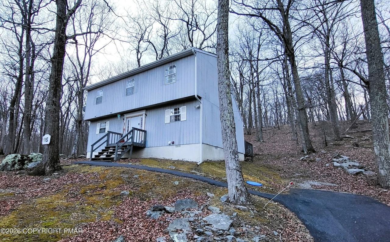 115 Sterling Cir
