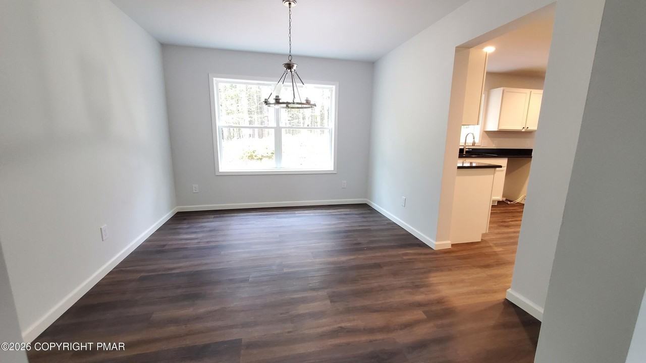 133 Mountain Dr - Photo 3 of 48