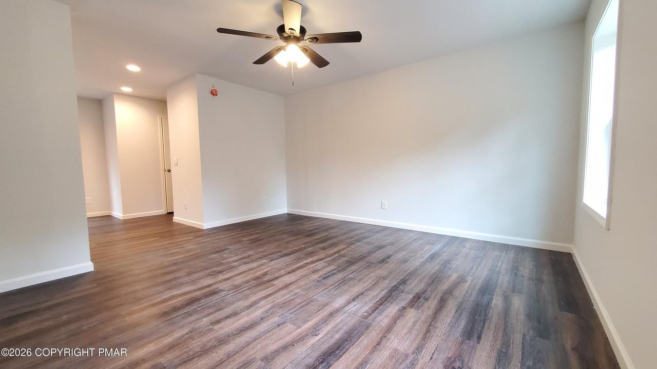 133 Mountain Dr - Photo 6 of 48