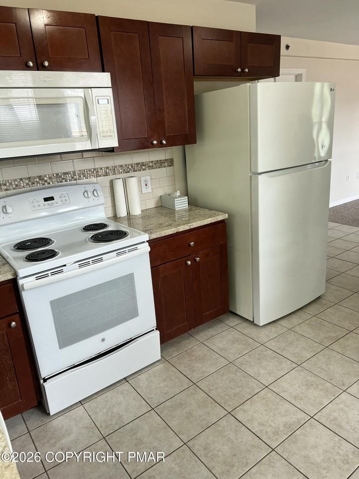 1730 1732 Madison Avenue #3 - Photo 4 of 45