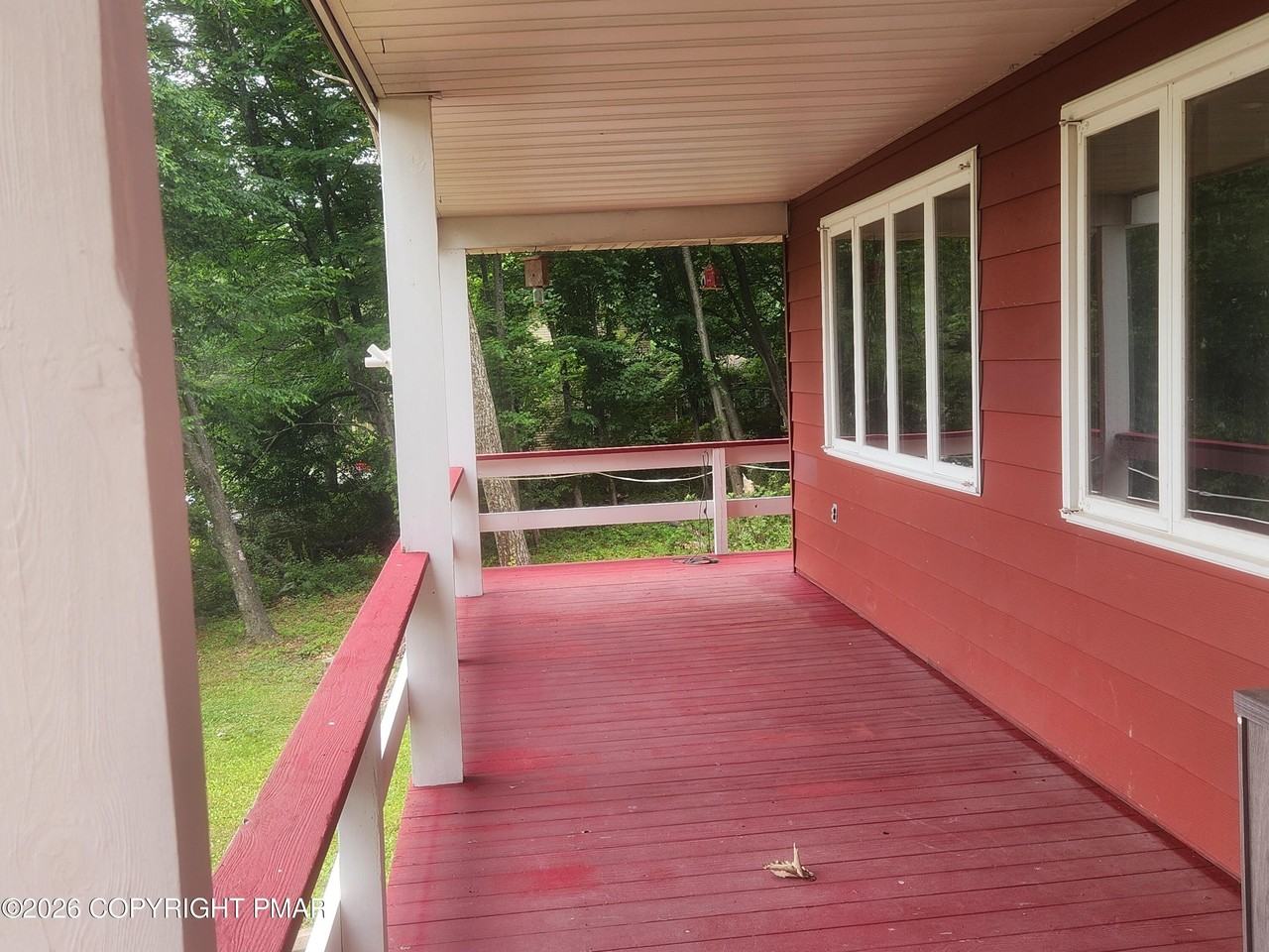 532 Hamlet Dr - Photo 4 of 34