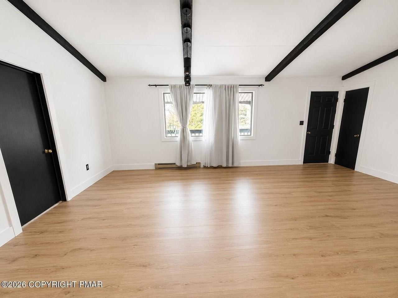 1215 Steele Cir - Photo 4 of 12