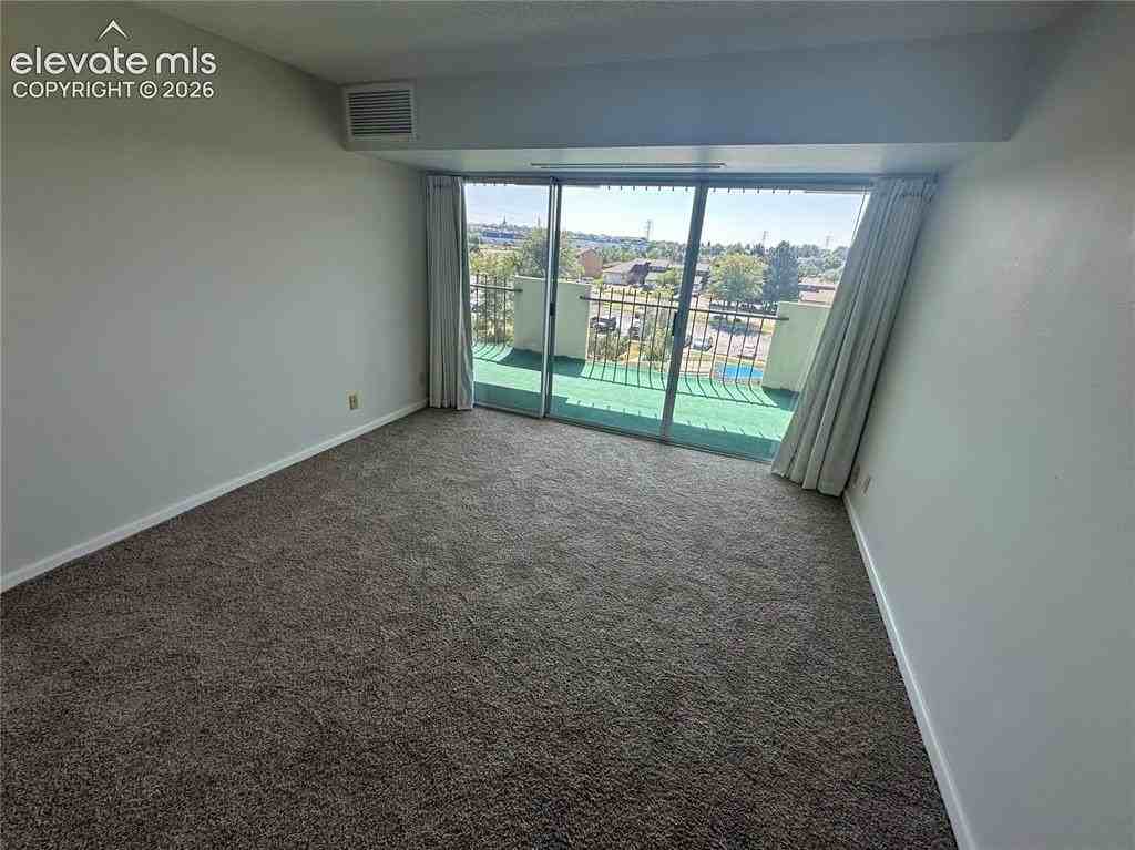 411 Lakewood Cir #C407 - Photo 7 of 12