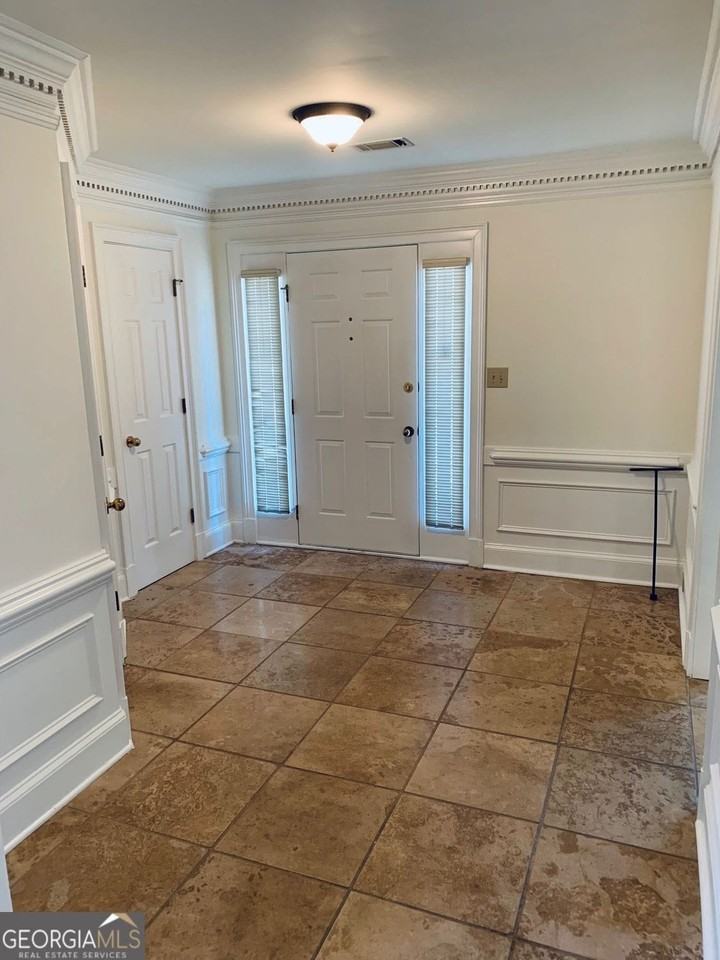 305 Brantley Rd - Photo 5 of 12