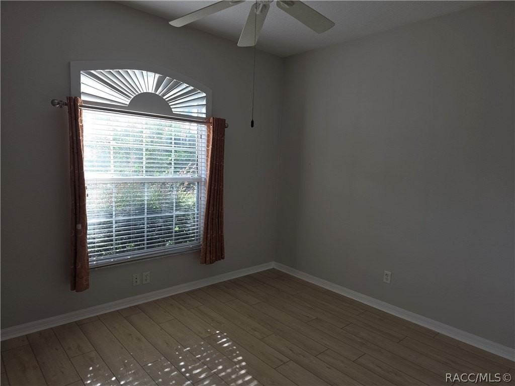 1641 N Shadowview Path - Photo 3 of 50