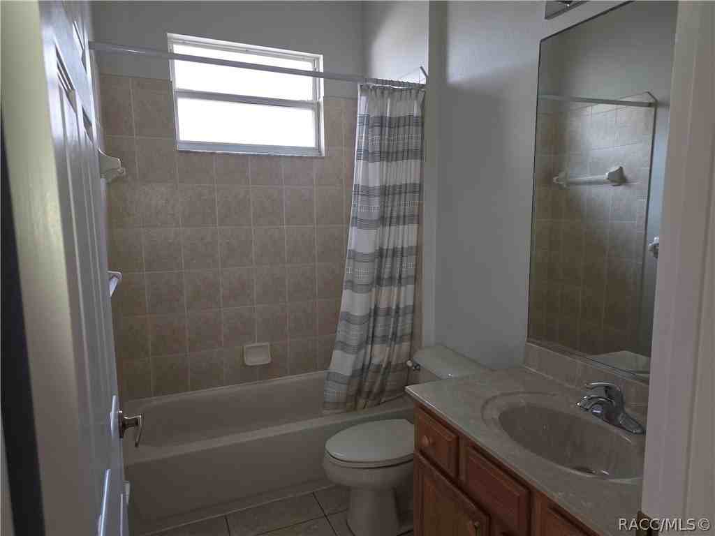 1641 N Shadowview Path - Photo 5 of 50