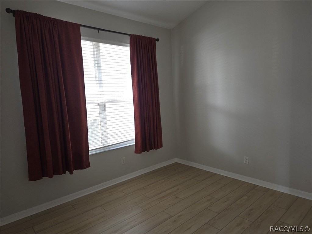 1641 N Shadowview Path - Photo 7 of 50
