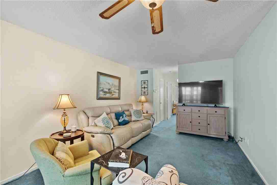 36 Vista Gardens Trl #205
