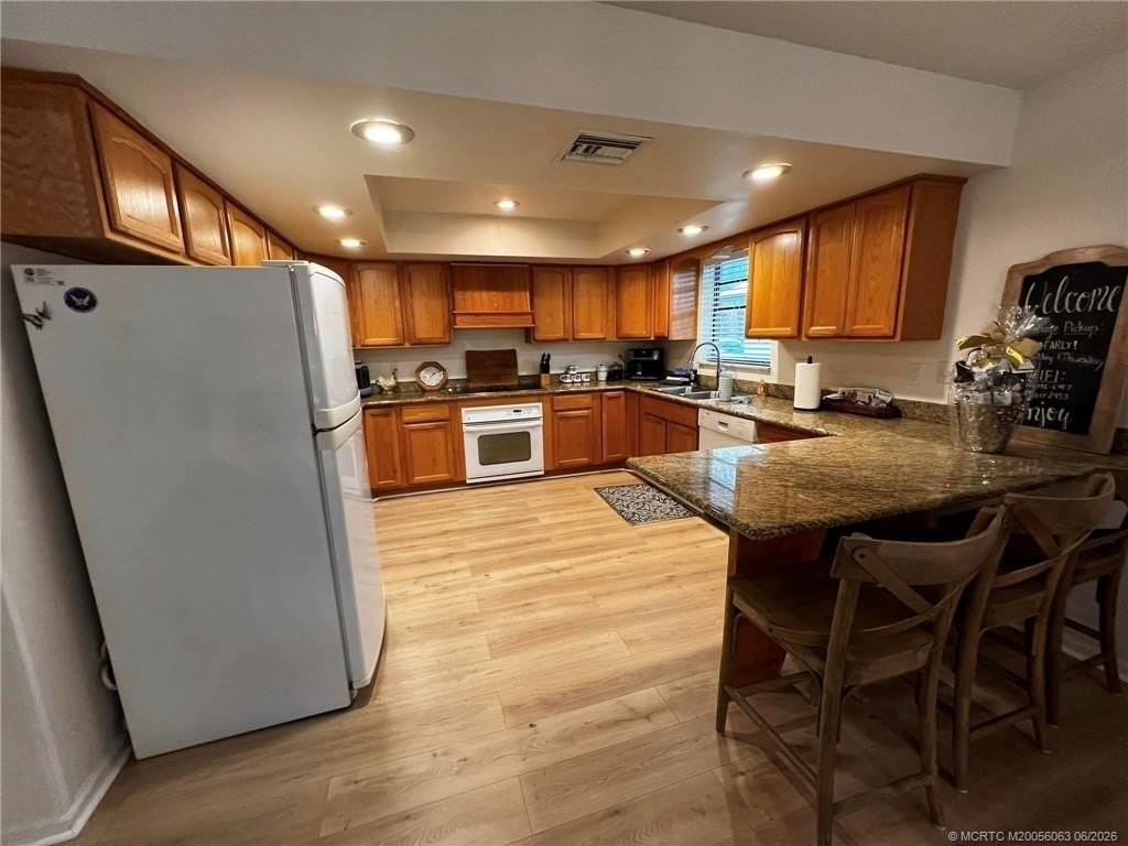 2453 Sw Murphy Rd - Photo 5 of 22
