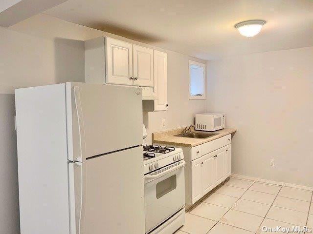 735 W Penn St - Photo 4 of 12
