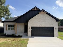 featured image of 837 Temple Ct