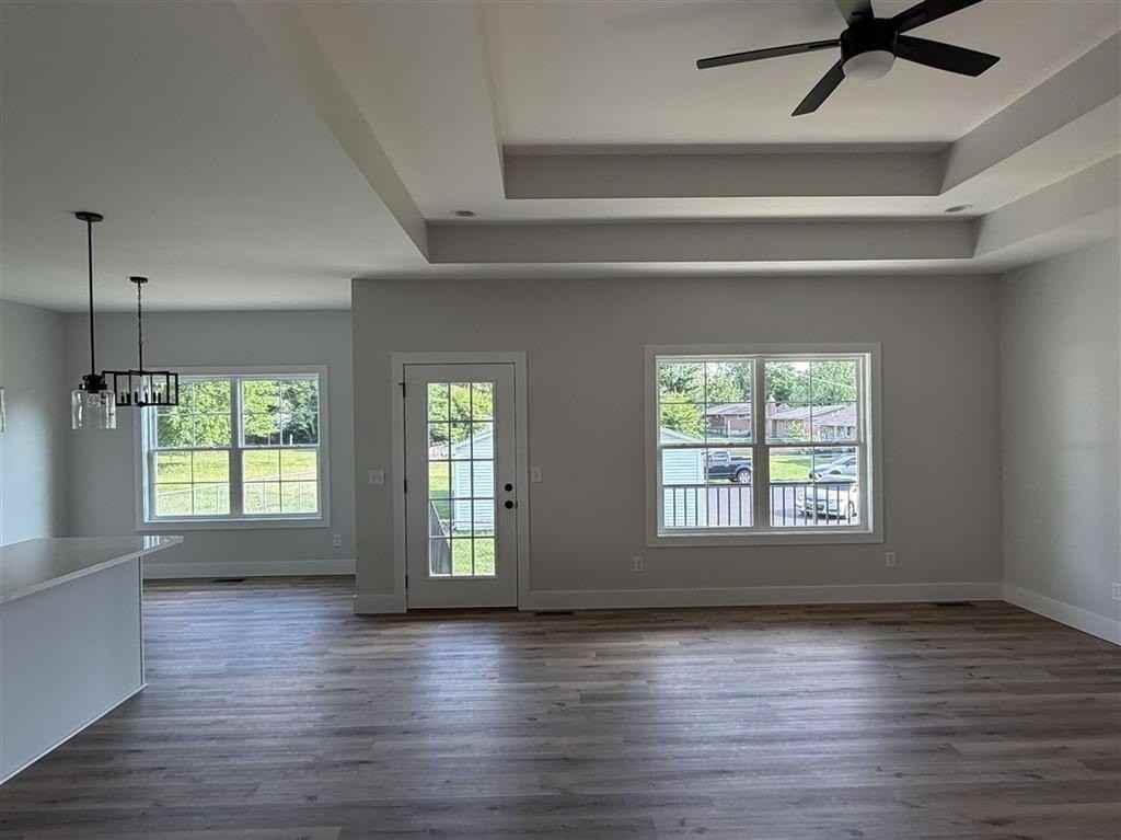 837 Temple Ct - Photo 7 of 18